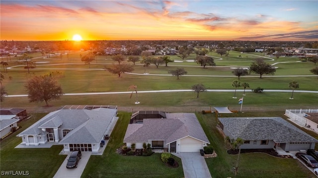 view of aerial view at dusk