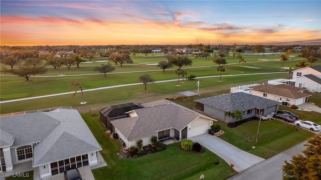 view of aerial view at dusk