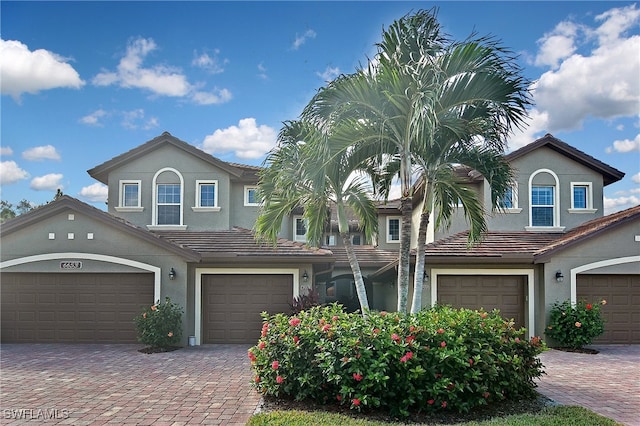 view of front of house with a garage