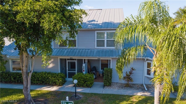 view of front of home with covered porch