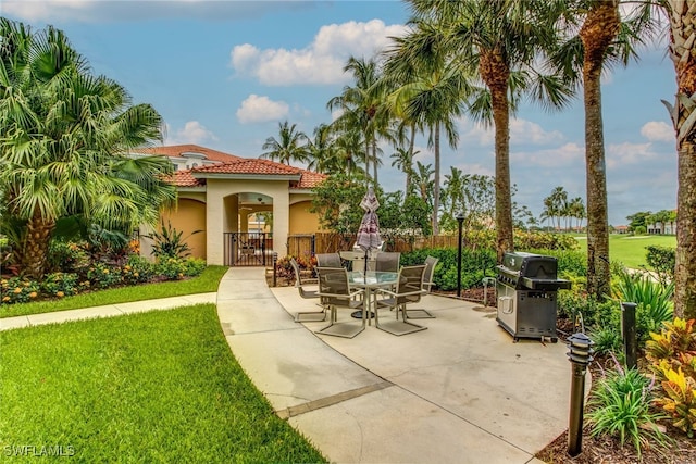 view of patio / terrace with grilling area