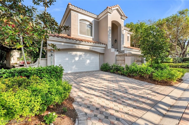 view of front of house with a garage