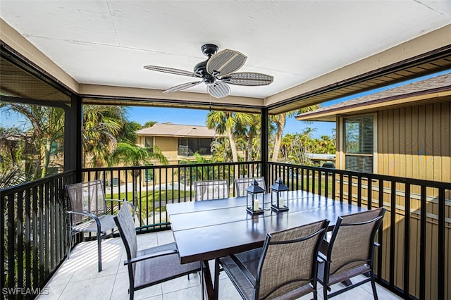 balcony featuring ceiling fan