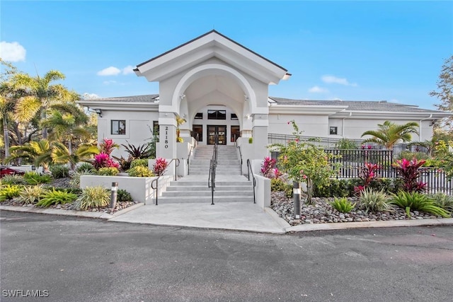 view of front facade with french doors