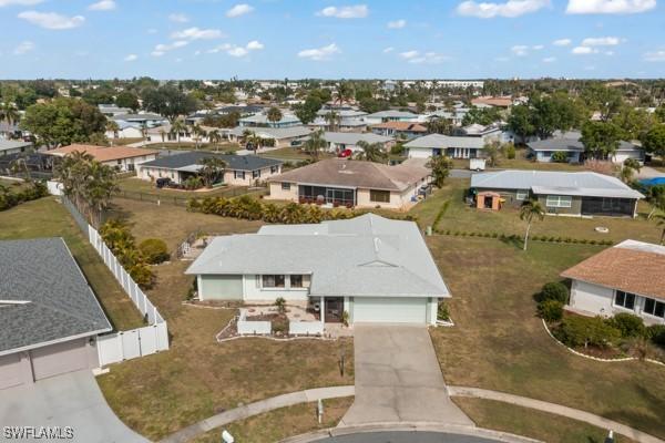 bird's eye view featuring a residential view