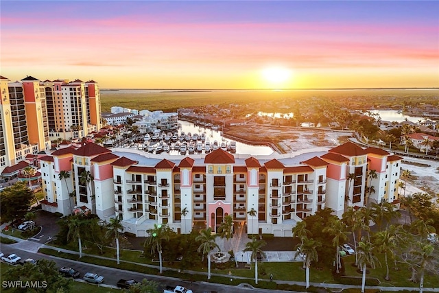 view of aerial view at dusk