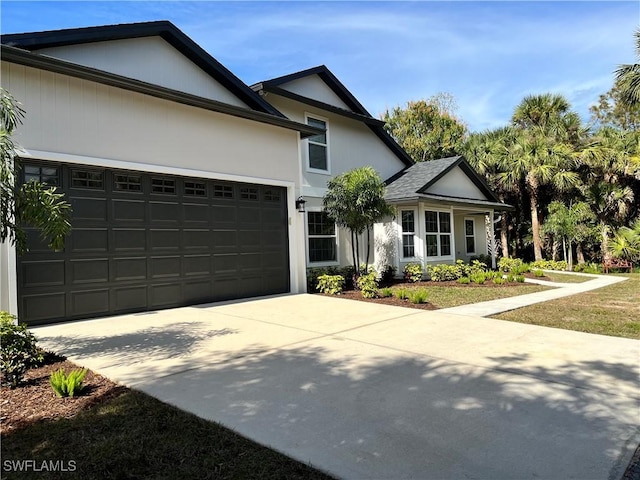 view of front of property featuring a garage