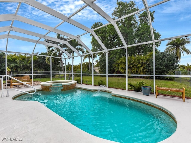 view of pool featuring an in ground hot tub, a patio, a yard, and glass enclosure