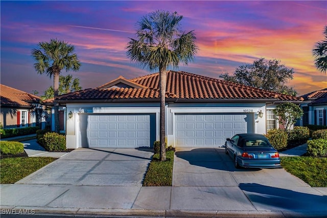 view of front of house featuring a garage