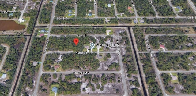 Listing photo 3 for 1111 Venetia St, Lehigh Acres FL 33974