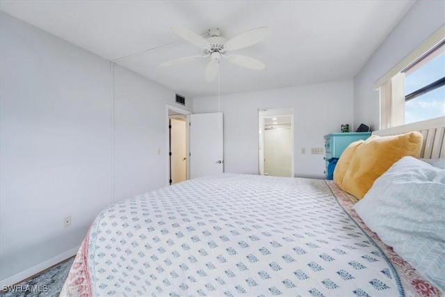 bedroom with ceiling fan