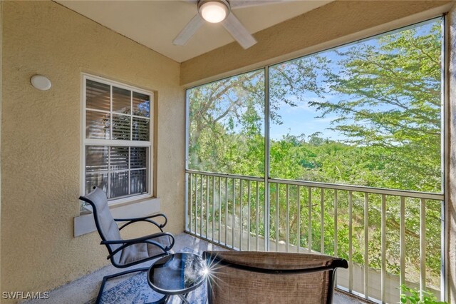 balcony with a ceiling fan