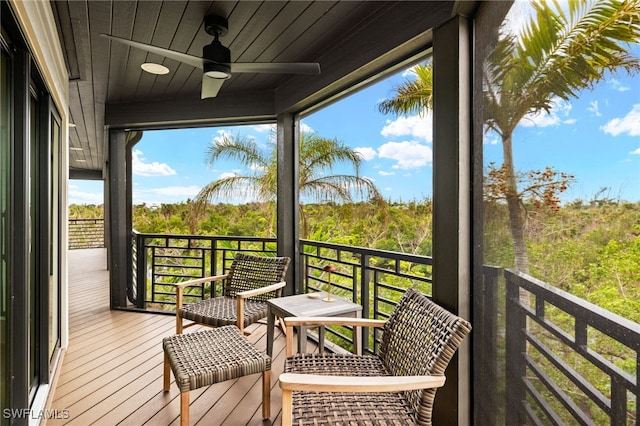 balcony with ceiling fan