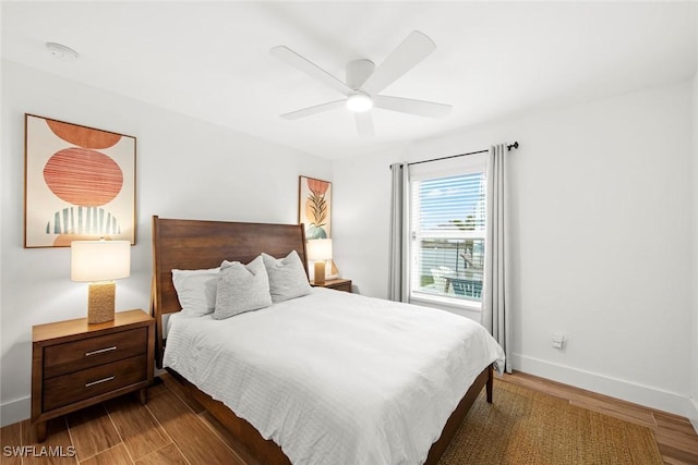 bedroom with ceiling fan