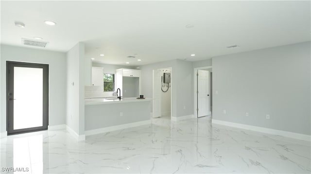 empty room featuring sink