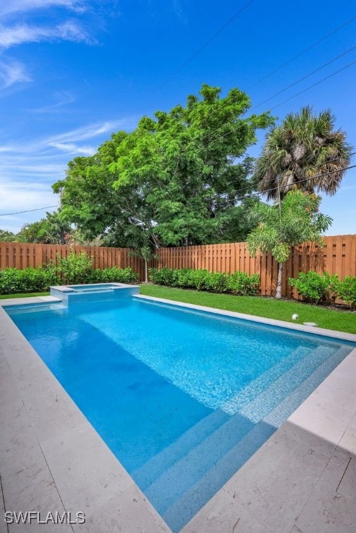 view of swimming pool