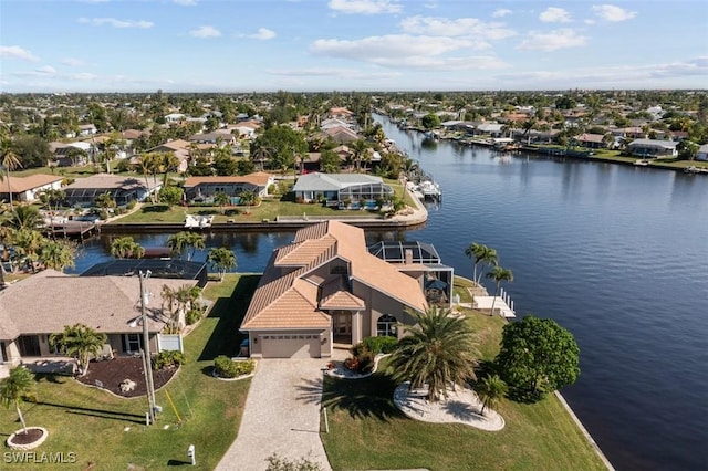 bird's eye view with a water view