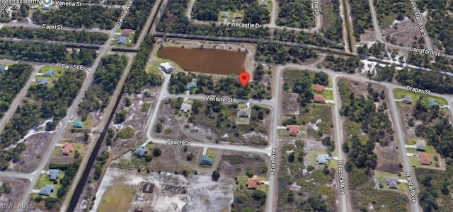 Listing photo 3 for 1050 Venture St, Lehigh Acres FL 33974