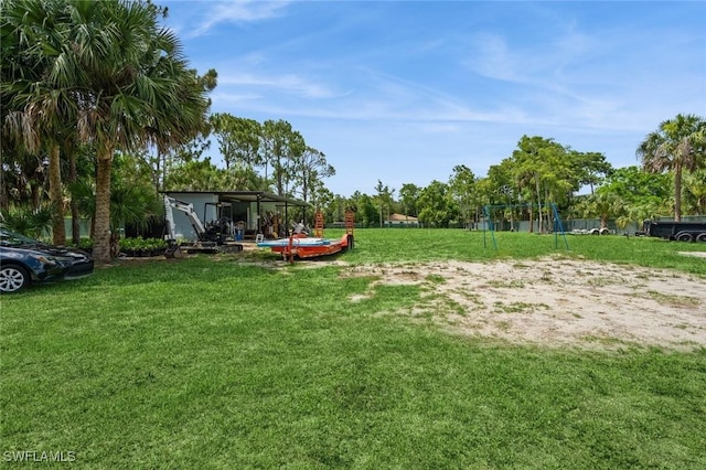 850 25th St SW, Naples, FL 34117 - view of grassy yard