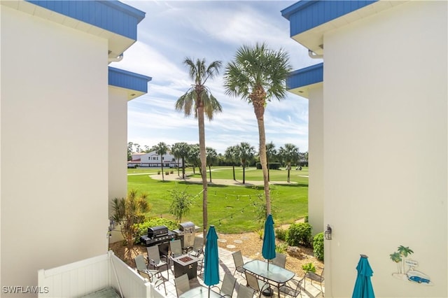 view of yard with a patio area