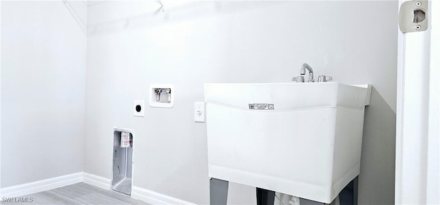 4300 11th St W, Lehigh Acres, FL 33971 - laundry area featuring hookup for a washing machine and hookup for an electric dryer