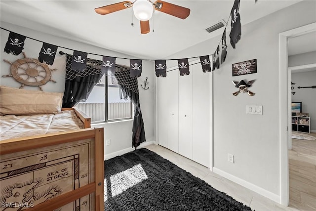 mudroom with ceiling fan