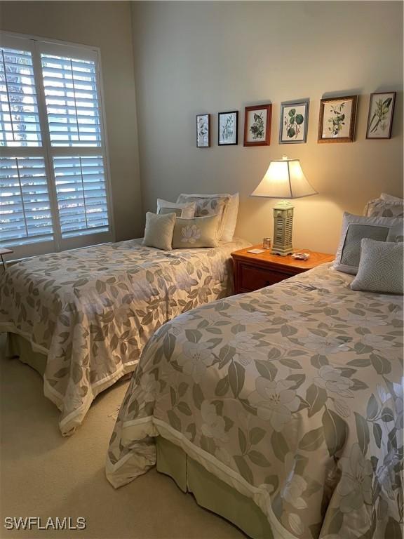 bedroom with carpet flooring