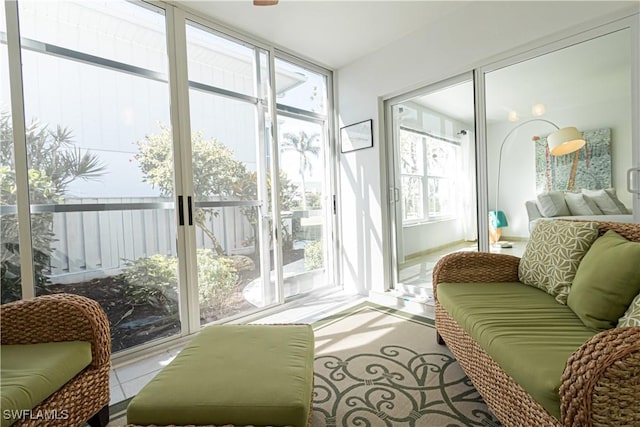 view of sunroom / solarium