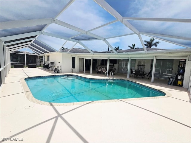 119 SW 54th St, Cape Coral, FL 33914 - swimming pool with a patio, outdoor dining area, and a lanai