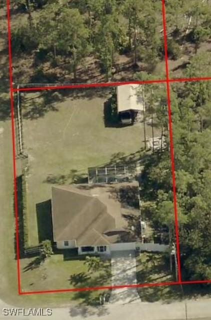 822 Johns Ave, Lehigh Acres, FL 33972 - map / location with property parcel outlined