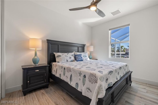 bedroom featuring ceiling fan