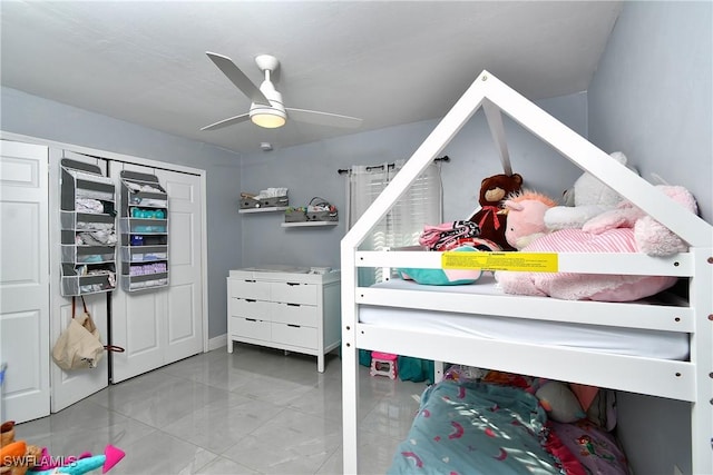 bedroom with ceiling fan