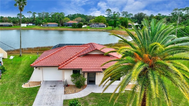 bird's eye view featuring a water view