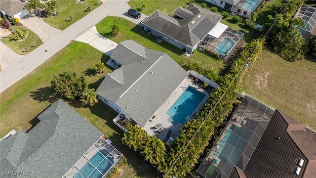 bird's eye view with a residential view