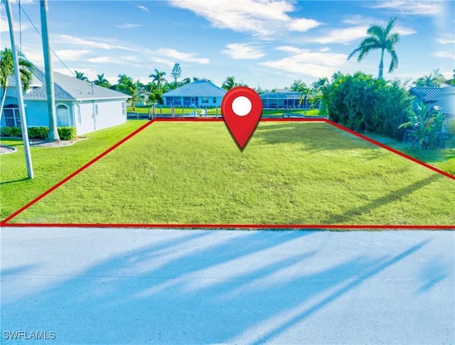 Listing photo 2 for 2022 SE 29th St, Cape Coral FL 33904