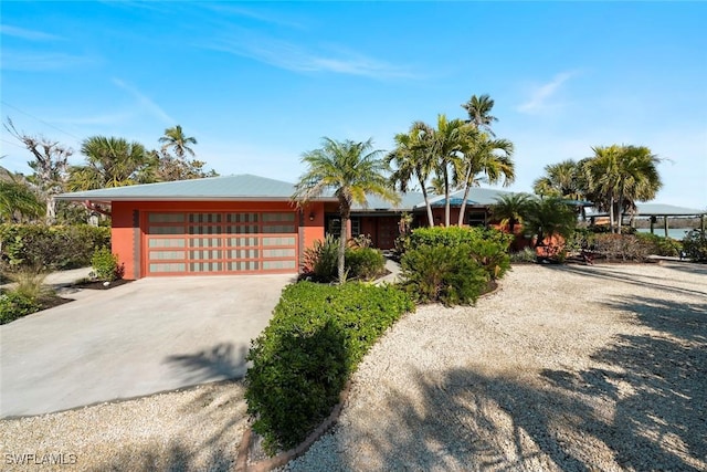 view of front facade with a garage