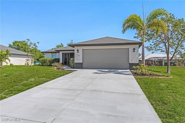 view of front facade with stucco siding, an attached garage, concrete driveway, and a front yard