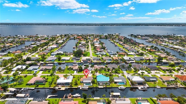 bird's eye view featuring a water view