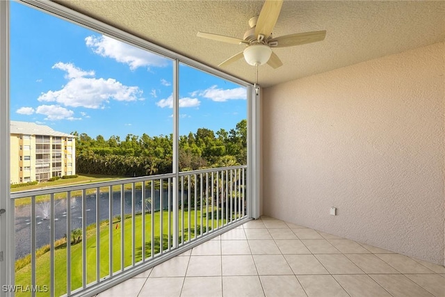 balcony featuring ceiling fan