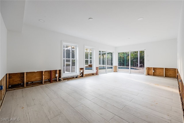 empty room featuring light hardwood / wood-style flooring