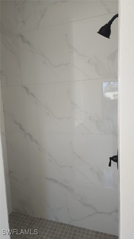 full bath featuring walk in shower