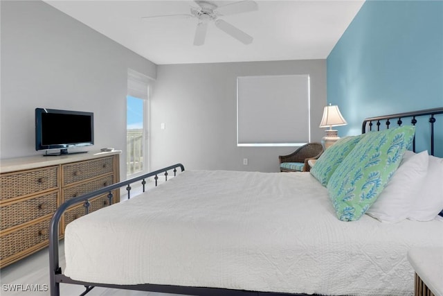 bedroom featuring ceiling fan