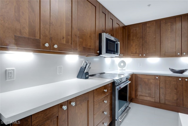 kitchen featuring stainless steel appliances