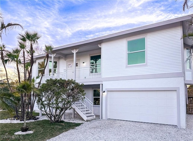 view of front facade featuring a garage