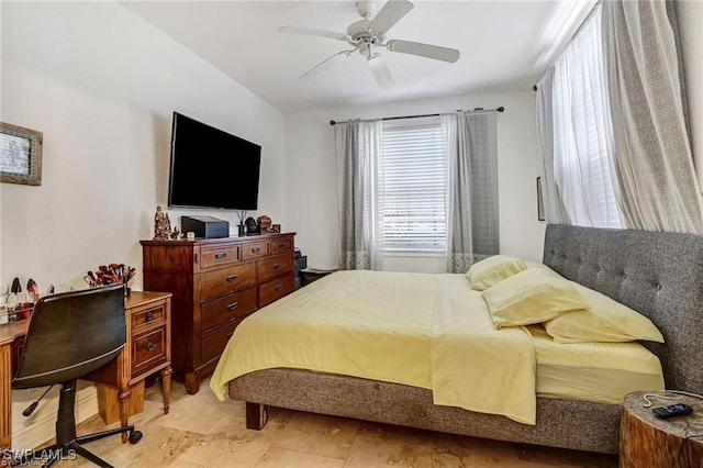 bedroom featuring ceiling fan