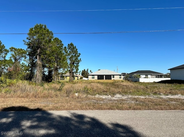 Listing photo 2 for 2606 26th St SW, Lehigh Acres FL 33976