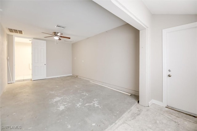 unfurnished room with ceiling fan