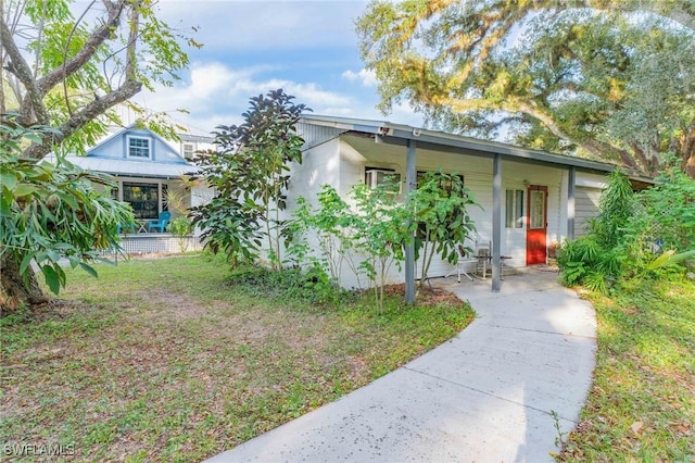 view of front of house with a carport