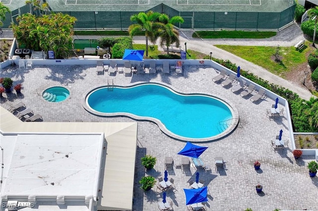 3260 Douglas Dr Unit 204, Naples, FL 34105 - view of pool