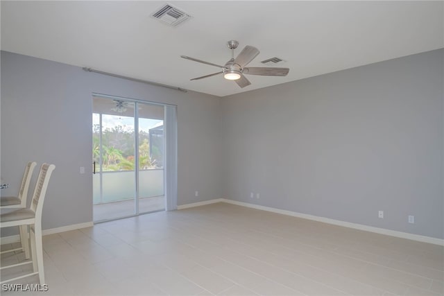 empty room with ceiling fan